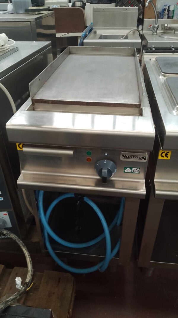 FRY TOP ELETTRICO PIASTRA LISCIA
