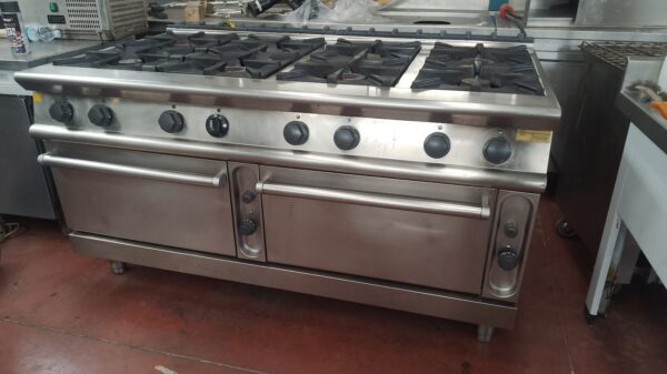 CUCINA GAS 8 FUOCHI CON DOPPIO FORNO
