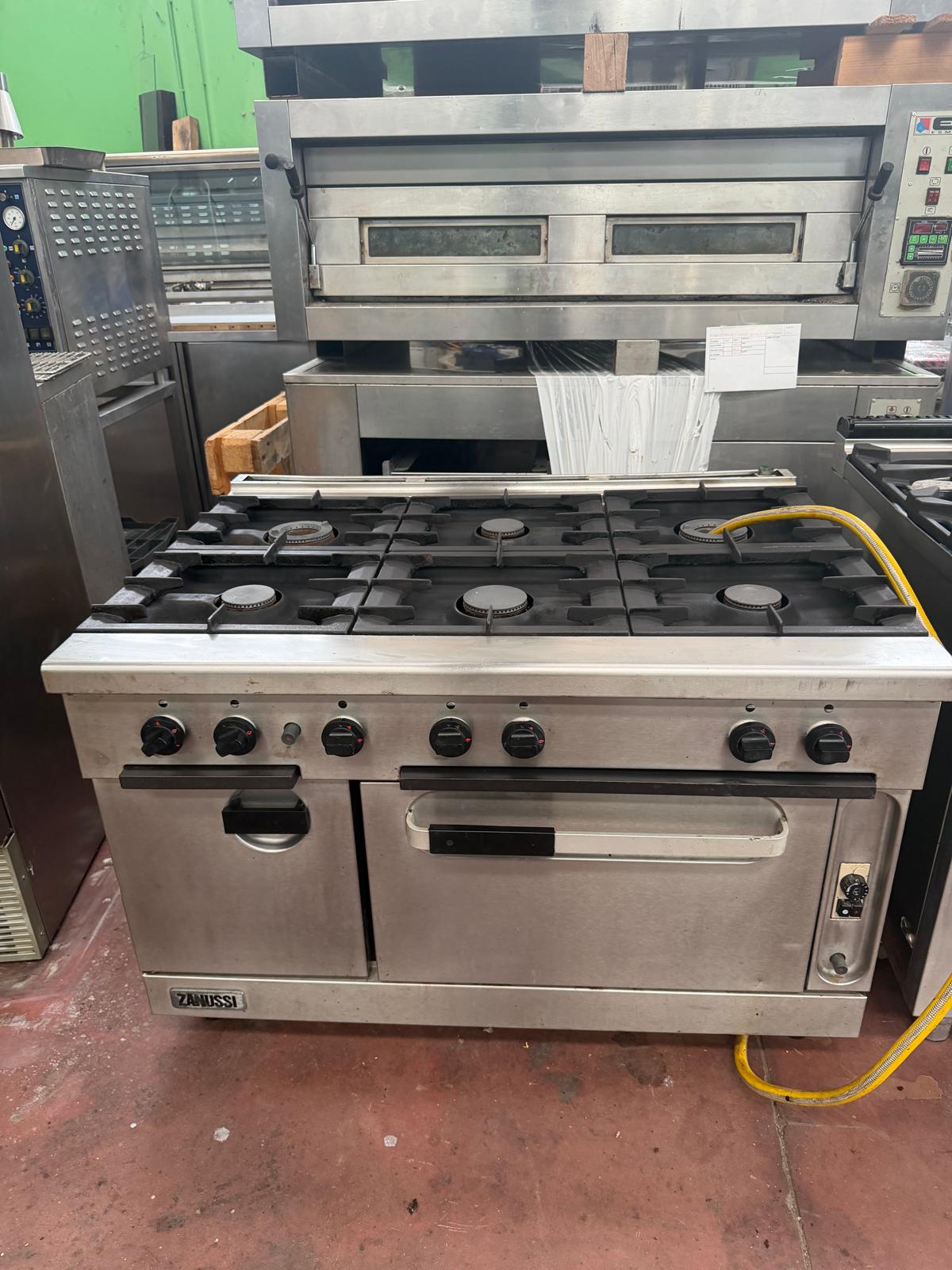 👨🏼‍🍳 CUCINA 6 FUOCHI (METANO) PERFETTAMENTE FUNZIONANTE